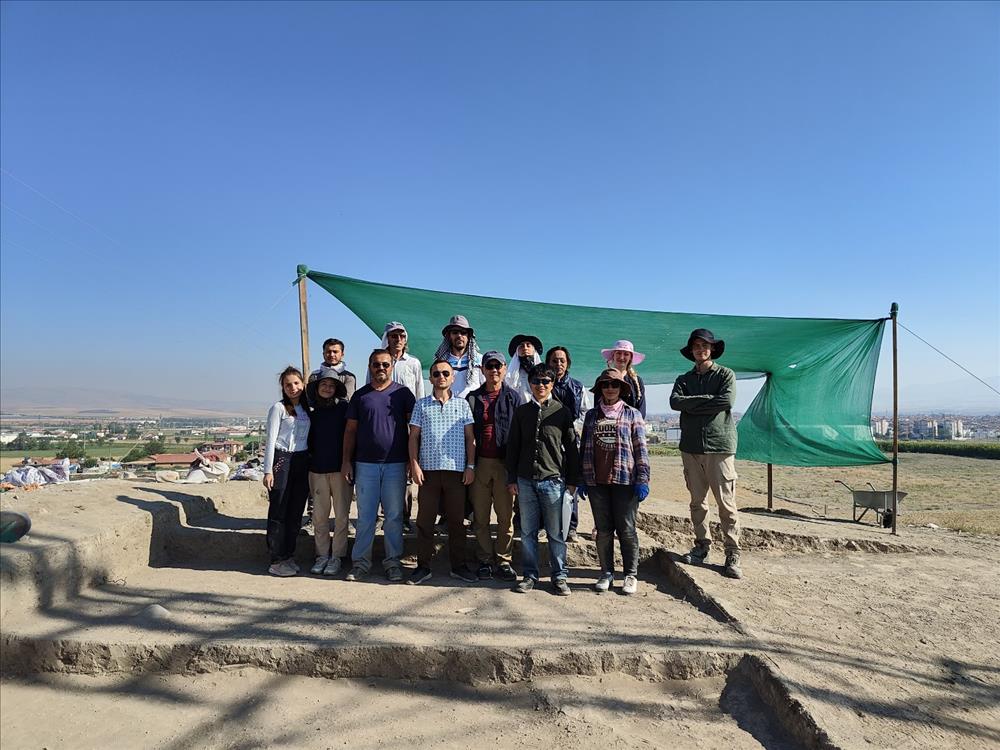 Öğretim Üyemiz Doç. Dr. Ali Özcan Afyonkarahisar Üçhöyük Kazısına Katıldı