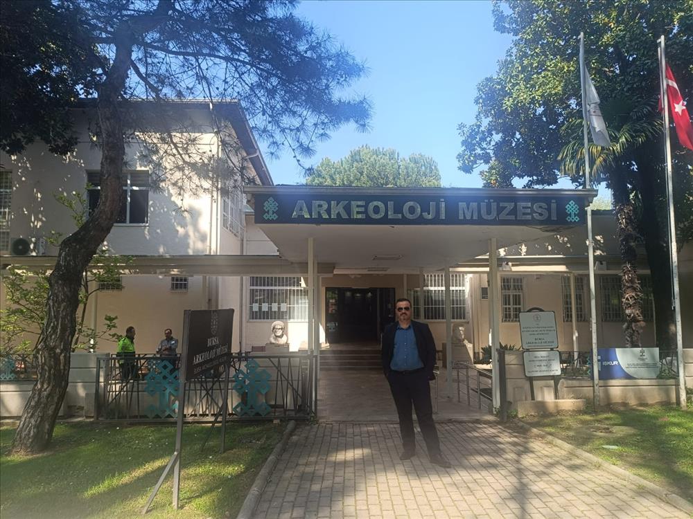 Öğretim Üyemiz Bilimsel Çalışmalar İçin Müze Ziyaretinde Bulundu