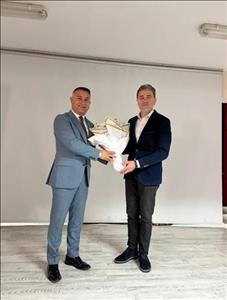 Bölüm Başkanımız Prof. Dr. Oktay Özgül Özlüce Şehit Aykut Yurtsever Anadolu Lisesi’nde Konuşma Gerçekleştirdi